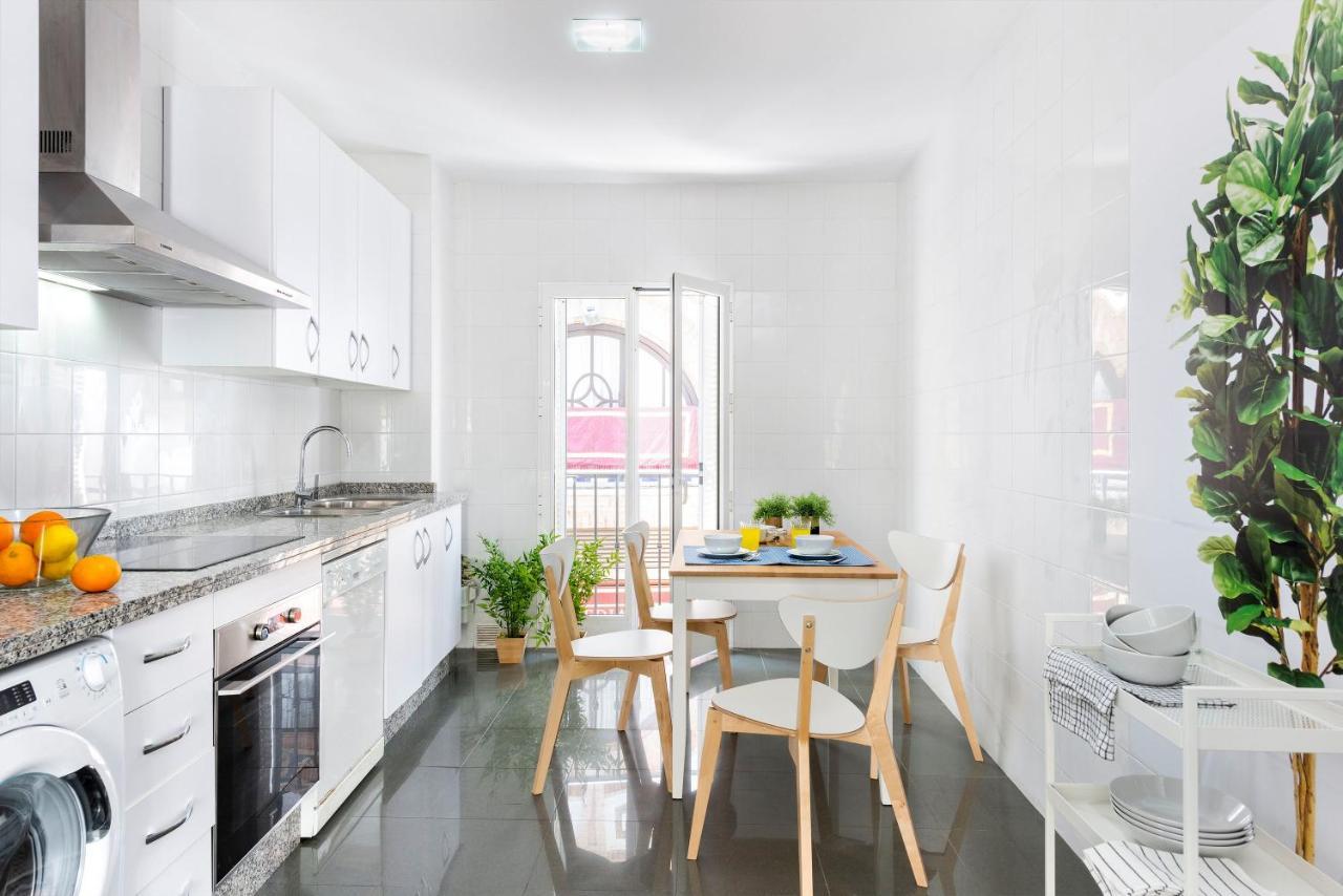 Alohamundi Francos Apartment Sevilla Bagian luar foto